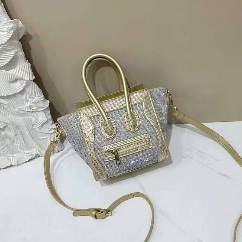 2025 Design Women Smiling Doll Shape Rhinestone Handbags New Fashion Dias Tote Lady Commuter Shoulder Crossbody Bags