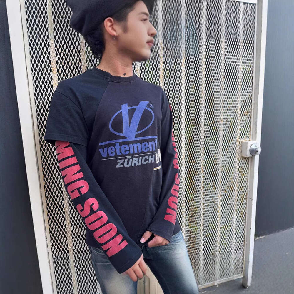 2025 New Irregular Strange Letter Print Fake Two-Piece Long Sleeve Sweatshirt