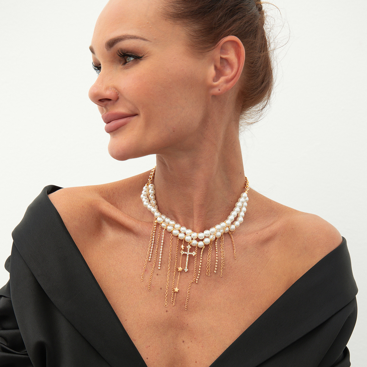 Cross Pendant Clavicle Chain Simple Elegant Imitation Pearl Crystal Tassel Necklace for Women