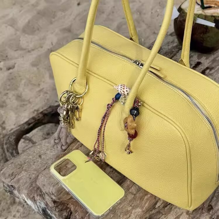 Free shipping designer 2025 New High-End Niche Shoulder Bag Trendy Women Bag Handbag Large Capacity Boston Briefcase