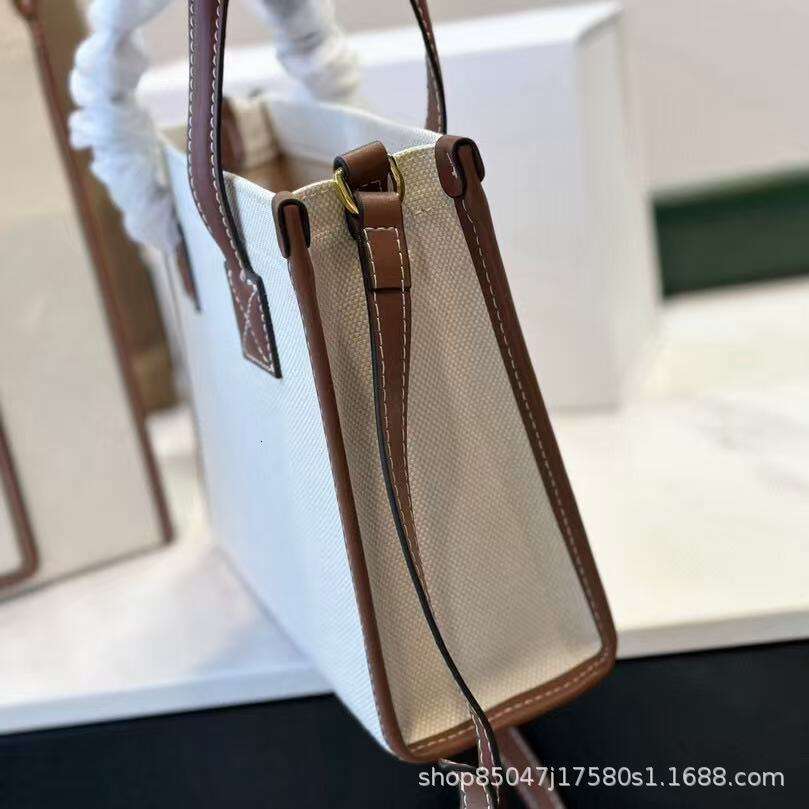 Designer Bag 2025 New Retro Versatile Women's Bag Premium Texture Canvas Handheld Large Bag Shoulder Bag Summer Large Capacity Durable Bag Light 