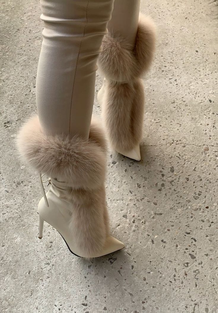 Real Fur Decorated Winter Warm Stiletto Heel Short Boots Pointed Toe Fringes Lace-up Thin Heel Ankle Booties Sexy Boots