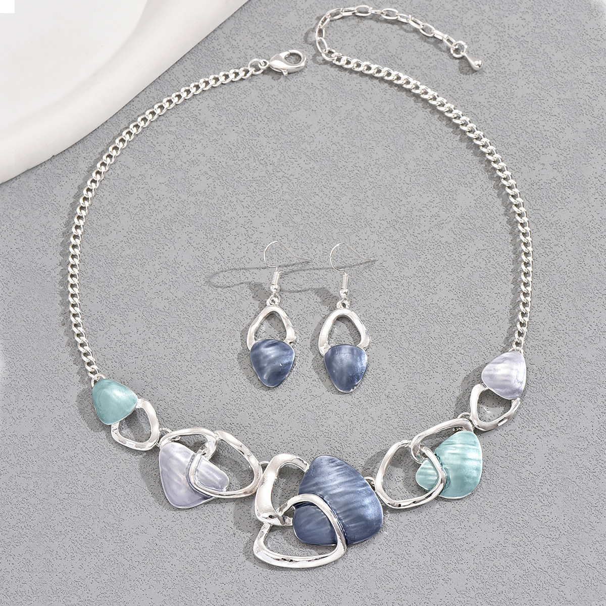 Hot Selling New Round Oil Drip Necklace And Earring Set High-End Sense Stud Earrings Irregular Design Clavicle Chain