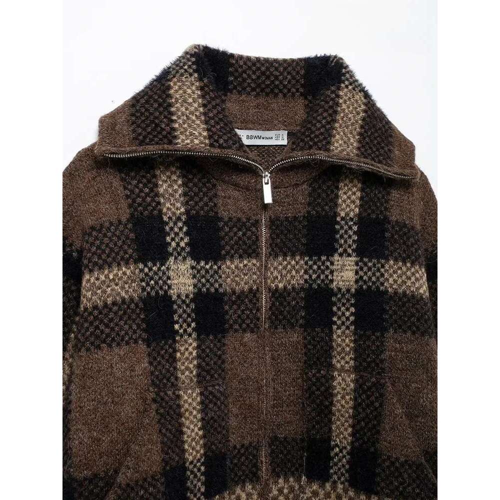 Women's Fashion Retro Style Plaid Knit Aviator Chic Lapel Front Zipper Pockets Elegant Casual Thickened Warm Jacket