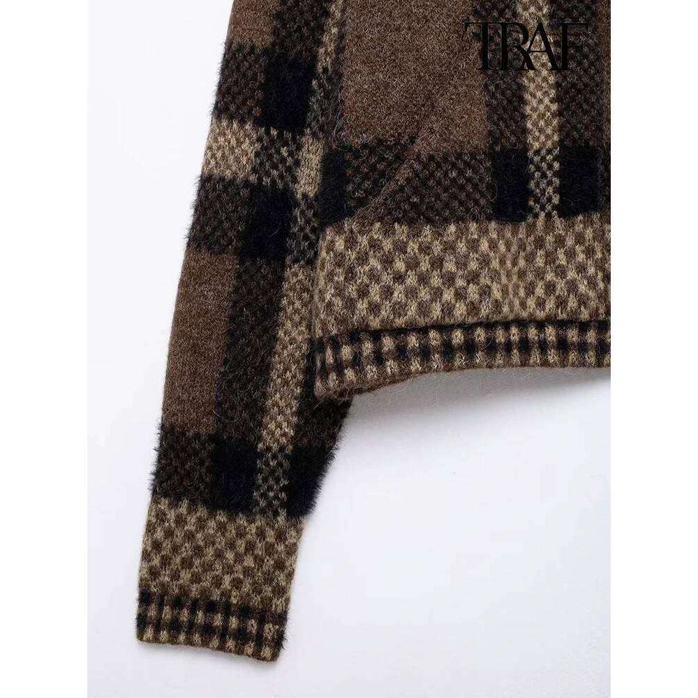 Women's Fashion Retro Style Plaid Knit Aviator Chic Lapel Front Zipper Pockets Elegant Casual Thickened Warm Jacket