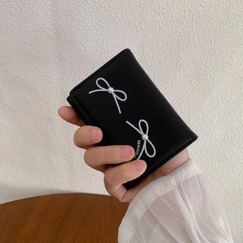 Cute Bow Short Folding Wallet Korean Style Handheld Waterproof Mey Bag Coin Purse Japanese Female PU Leather Photo Card Holder XJ250624