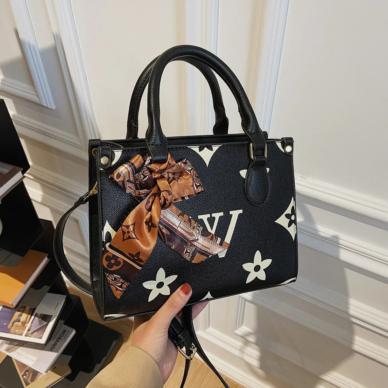 Designer Bags Tote bags sLuxury Bags Handbags Bags Shoulder Bags Fashion Crossbody Bags Women Fashion Classic Bag Lucky Plain bag handbag7770