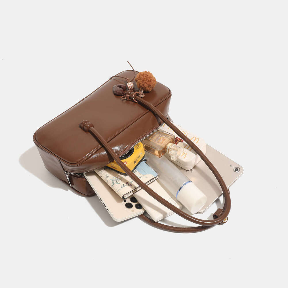 Oil Wax Leather Women's New Single Shoulder Underarm Handheld Boston Bag