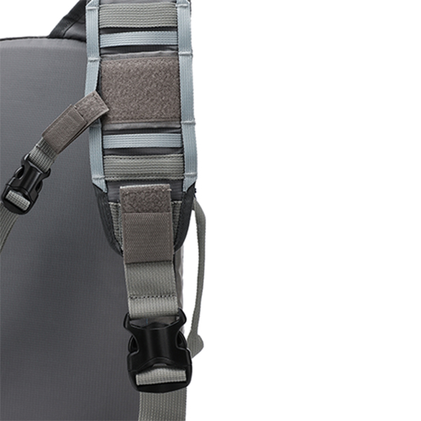 New chest bag, waterproof commuting men's shoulder bag, men's large capacity outdoor storage bag, travel and hiking shoulder bag