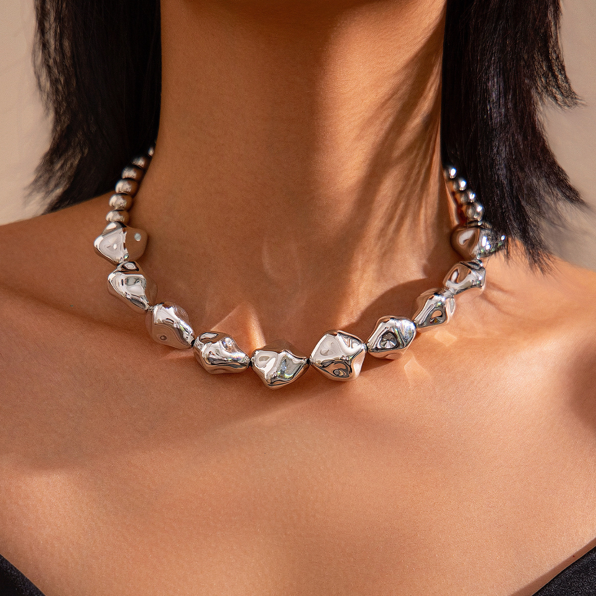 Unique Geometric Smooth Wrinkle Collarbone Chain Exaggerated Irregular CCB Beaded Necklace