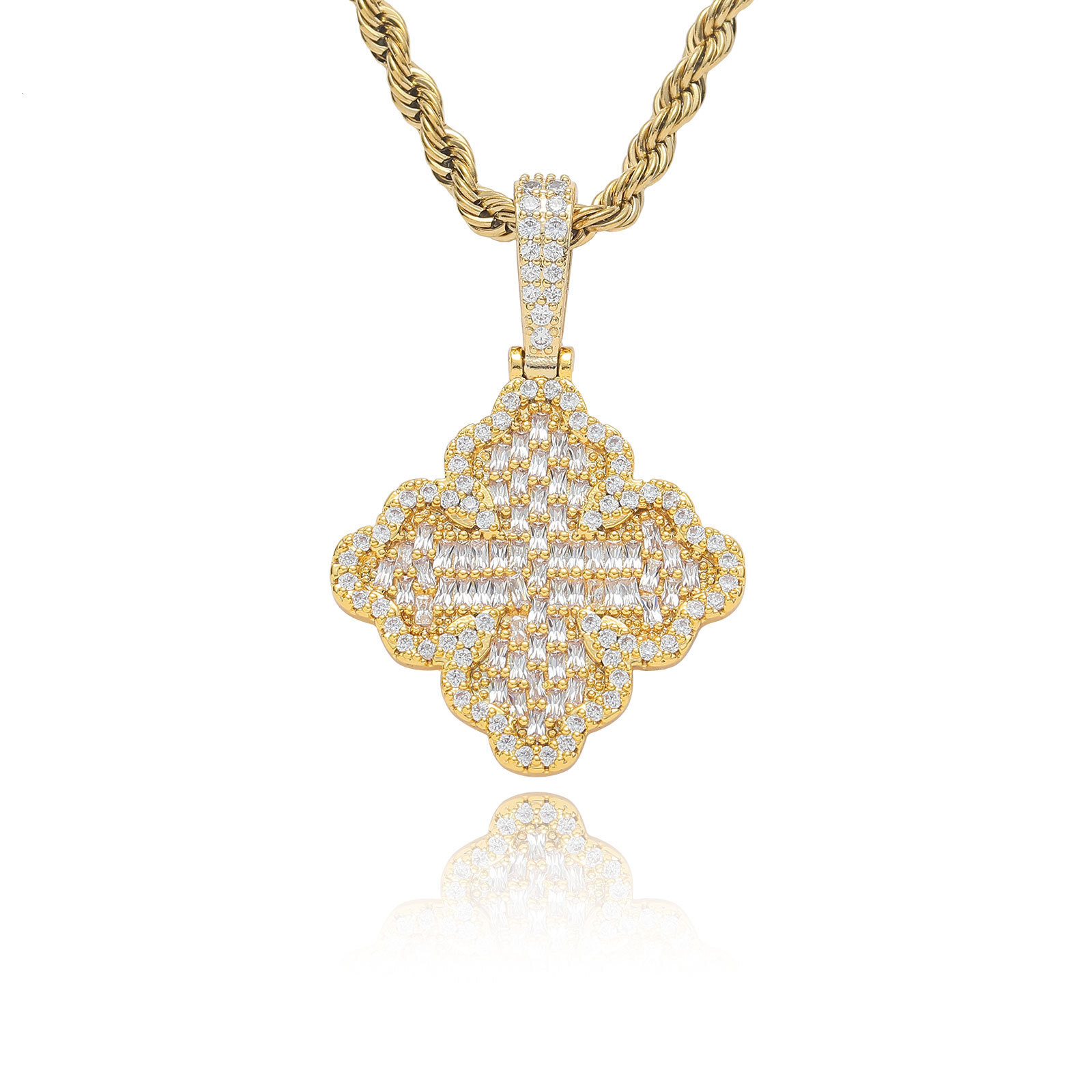 New Arrival Sweet Luxury Iced Out Clover Pendant Women's Moissanite Necklace Jewelry Pass the diamond tester