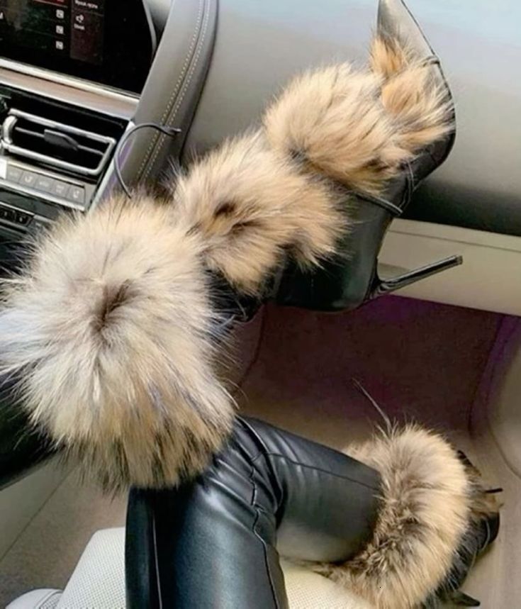 Real Fur Decorated Winter Warm Stiletto Heel Short Boots Pointed Toe Fringes Lace-up Thin Heel Ankle Booties Sexy Boots