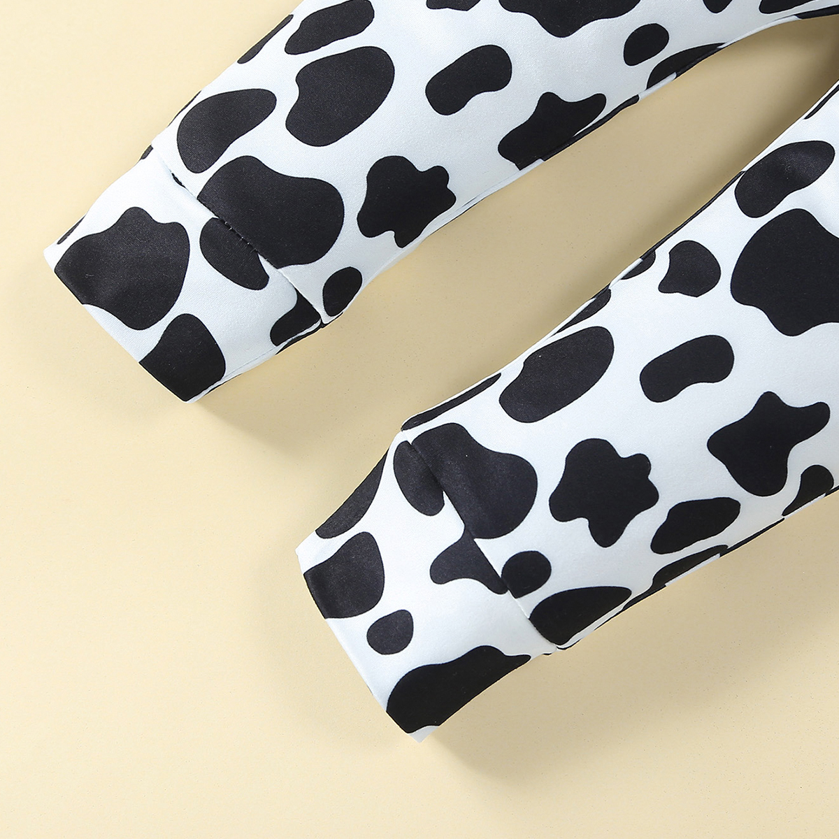Spring and Autumn Baby Boy Letter Cow Printed Hoodie Pants Cute Casual Cow Spotted Full Pattern Pants Set