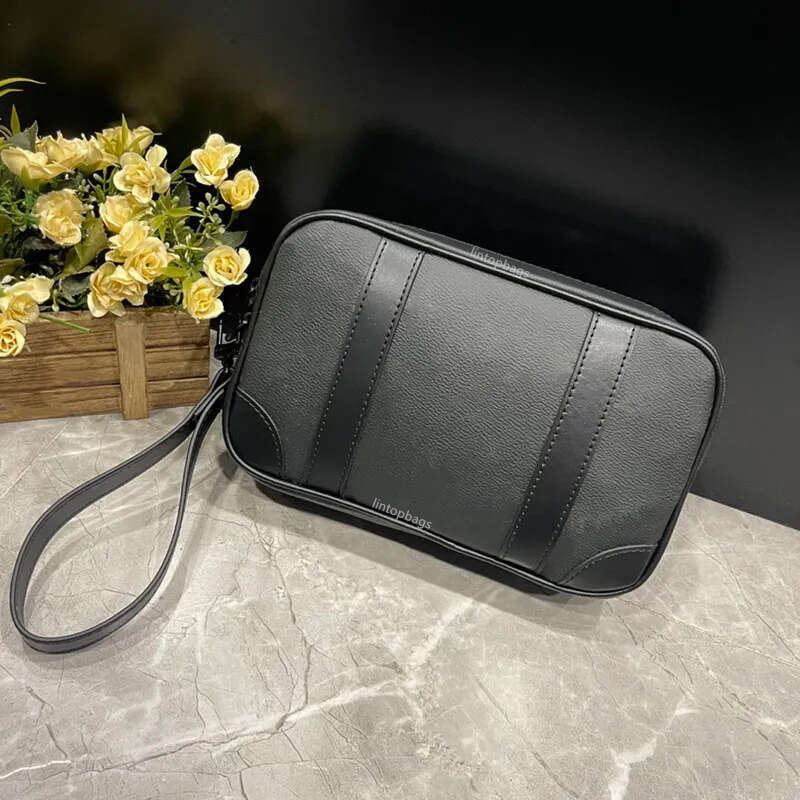 Handle bag Mens Embossed Leather Clutch Bag plaid Leather Designer Pouch Bag Man Designers Bags crossbody clutch men clutch bag coin purse phone bag
