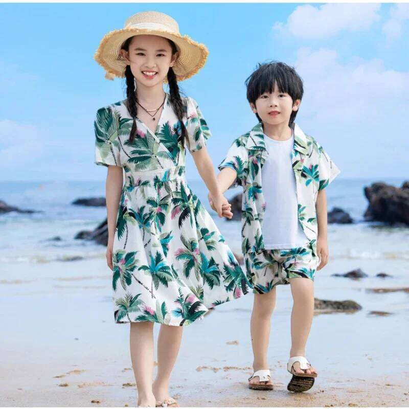Vacation Couple Look Parent-child Beach Clothes for Sister Brother Family Matching Clothing Mom Daughter Dress Dad Son Outfits