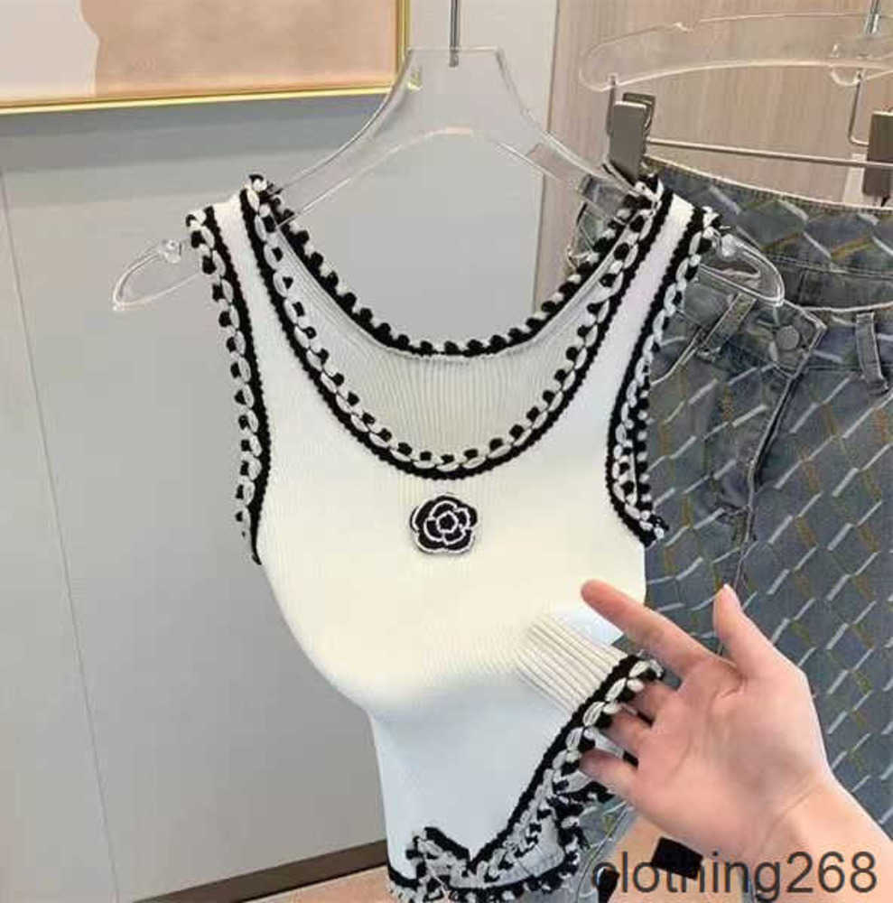 Womens clothes t shirt designer women sexy halter tops party crop top embroidered tank top spring summer backless shirt S-XL453