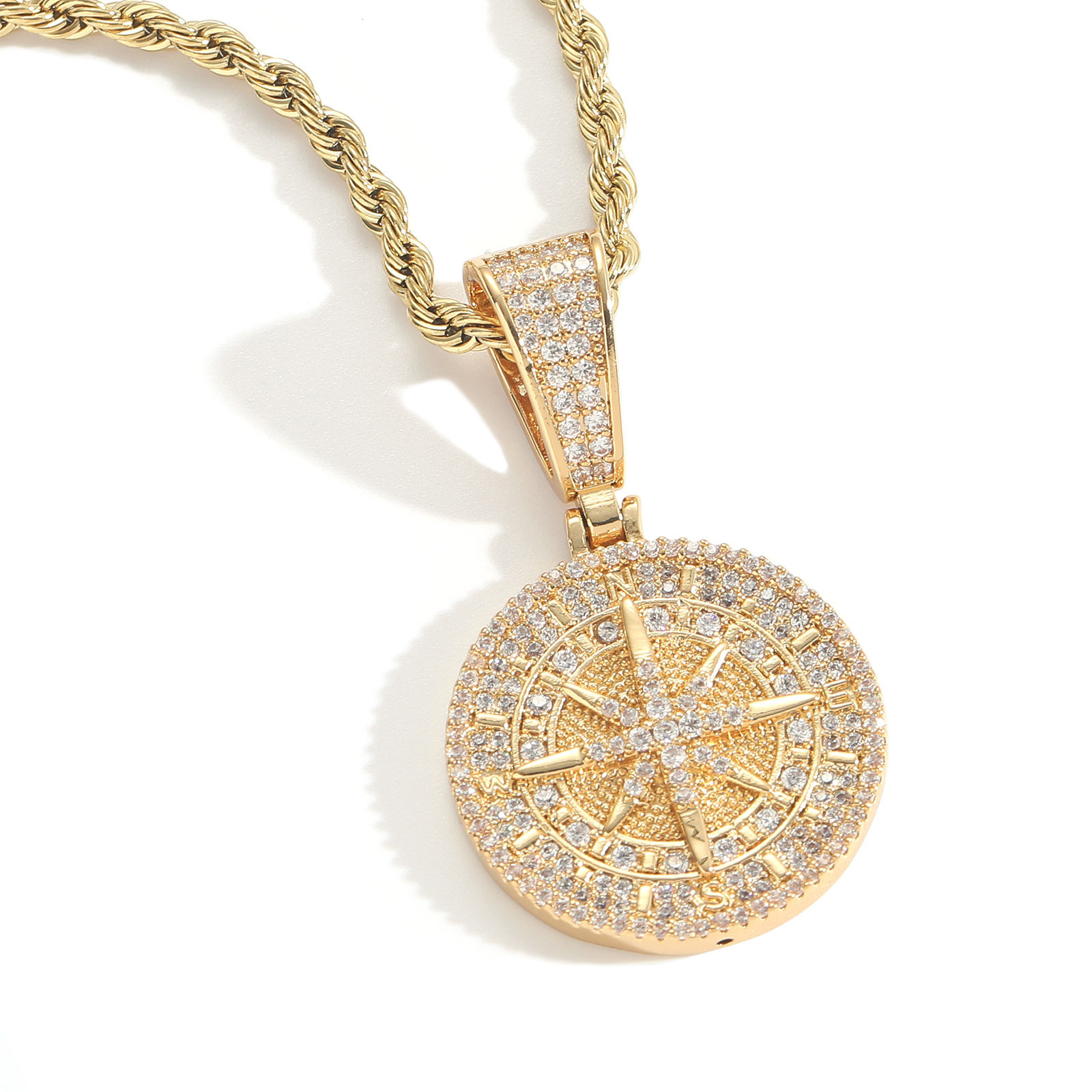 Luxury 3D Rotating Moissanite Compass Rose Iced Out Bling Hip Hop Unisex Trendy Navigation Statement Necklace Pass the diamond tester