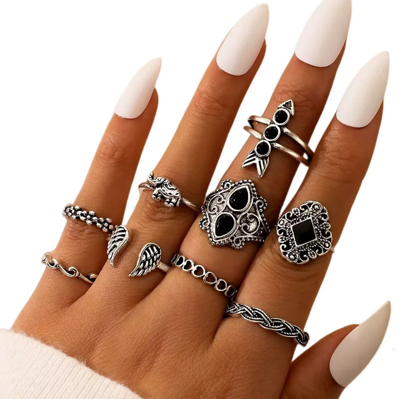 50pcs/lot Bulk Mix n Bohemia Vintage Rings For Women Black Enamel Metal Fashion Charms Party Gift Flower Finger Jewelry 250624