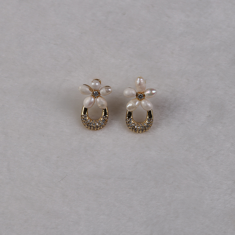 Handcrafted Natural Freshwater Pearl Earrings with Zirconia - Floral Design for Elegant Charm