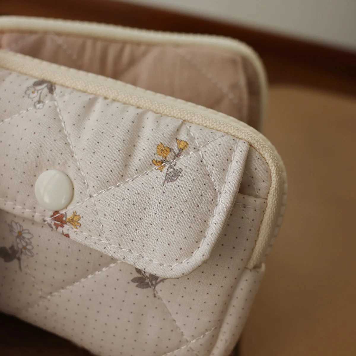 Lightweight multifunctional small bag polka dot floral sweet fabric card holder cherry print jewelry storage bag card wallet XJ250624