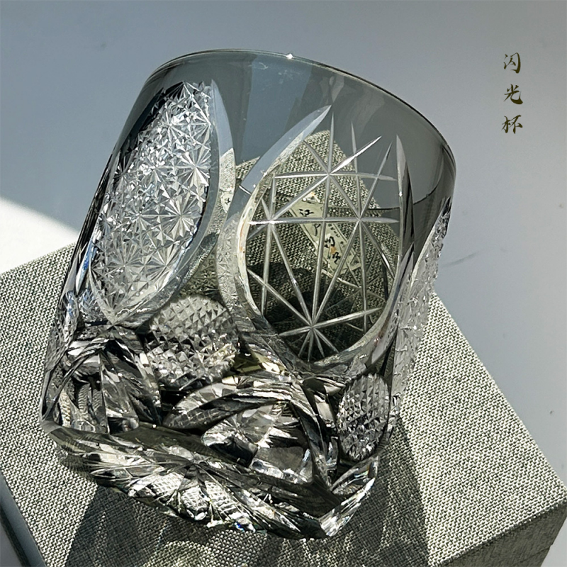 Sparkling crystal glass with high aesthetic value, high-end water glass, whiskey and foreign wine glass, fashionable