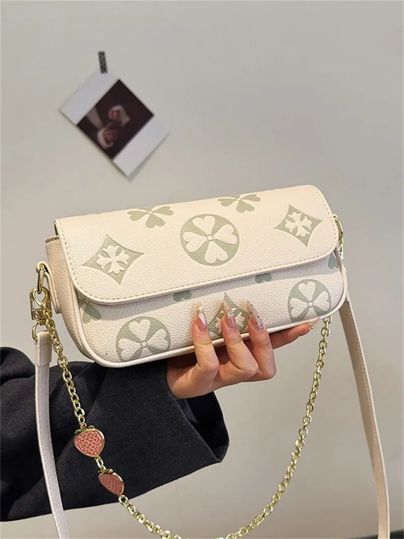 2025 Designer bag Shoulder Bag Luxury Bag Crossbody Purse Designer New Women fashion crossbody Chains vintage casual black white bag