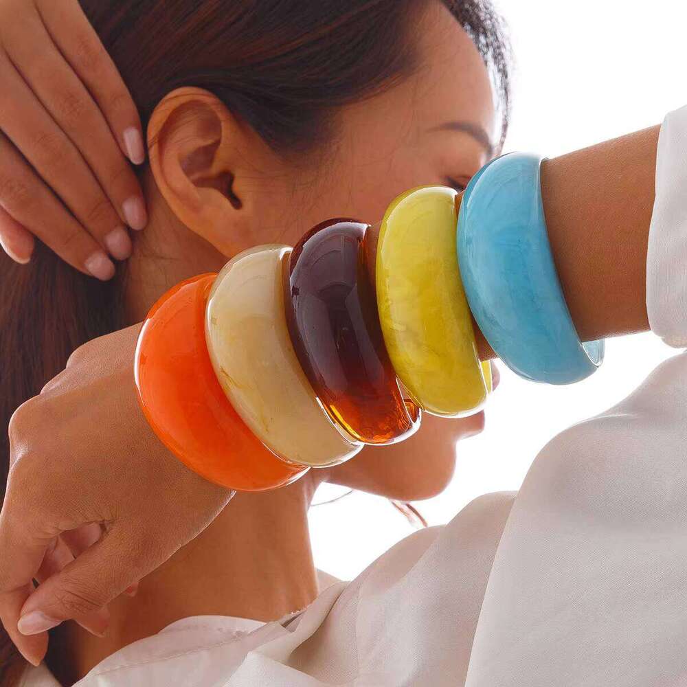 DHcollections 2025 Hot Sell New Women's Lastet Colorful Personalized Acrylic Bangles