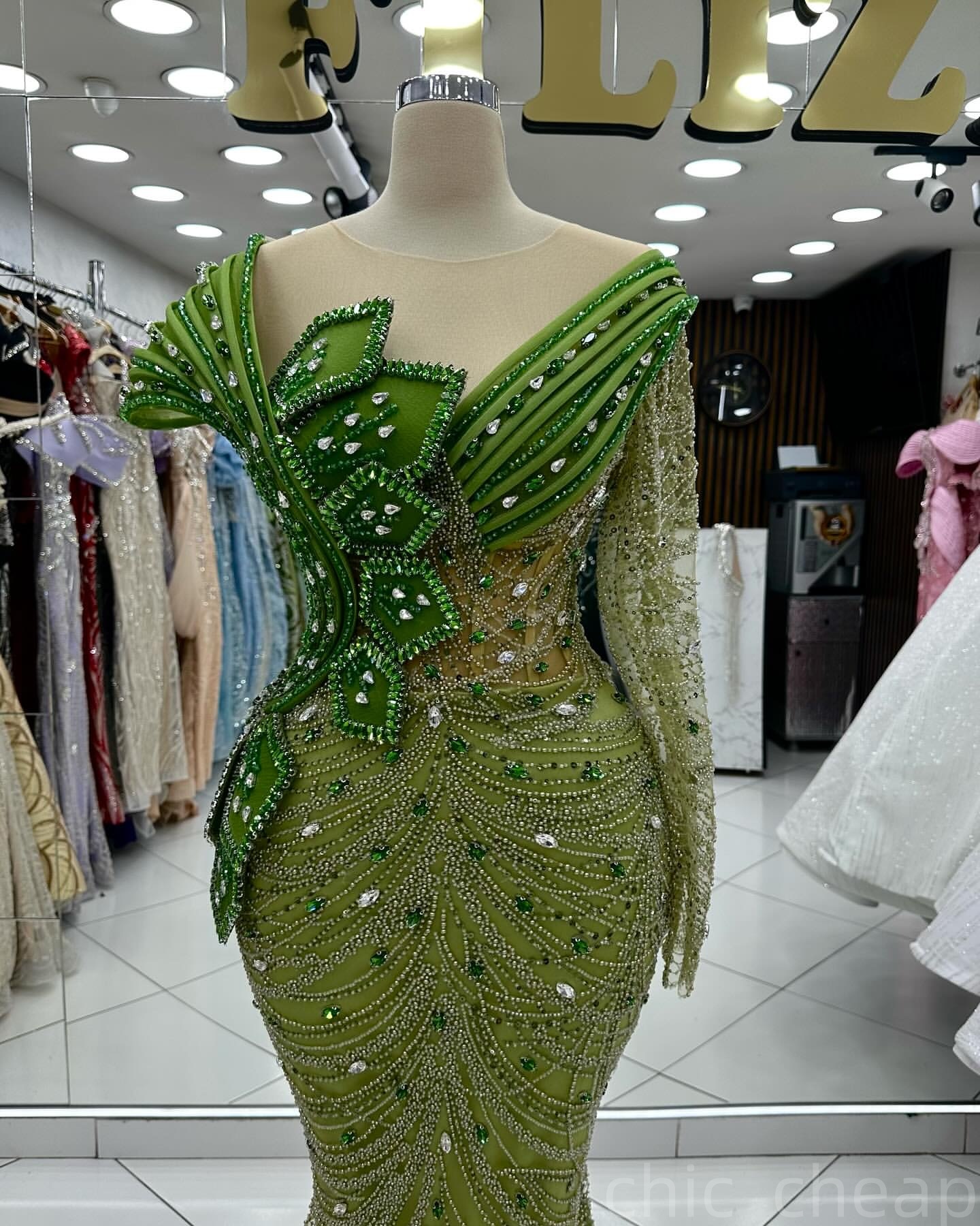 Olive Green Mermaid Prom Dresses 2025 Crystals Beaded Stylish Sequined Evening Formal Party Second Birthday Engagement Gowns Plus Size Dress For Speci