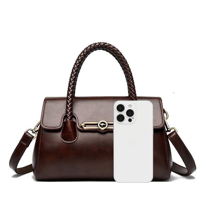 2025 New Fashion Large Capacity Bag, Stylish Shoulder and Handbag, Versatile Simple Women's Bag for Middle-aged Moms