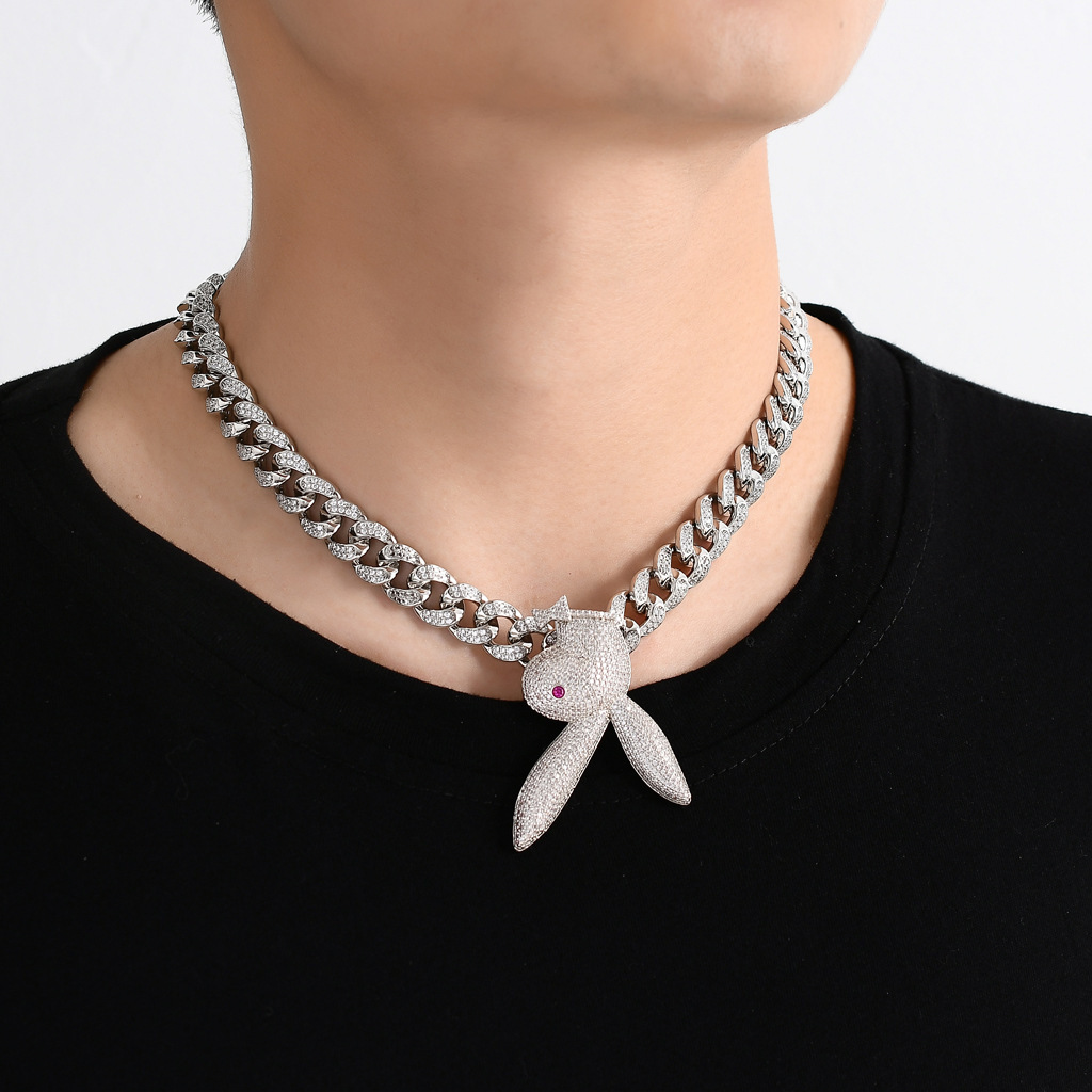 Luxury Moissanite Red - Eyed Rabbit Pendant Necklace Solid Gold Diamond Studded Hip Hop Accessory Pass the diamond tester