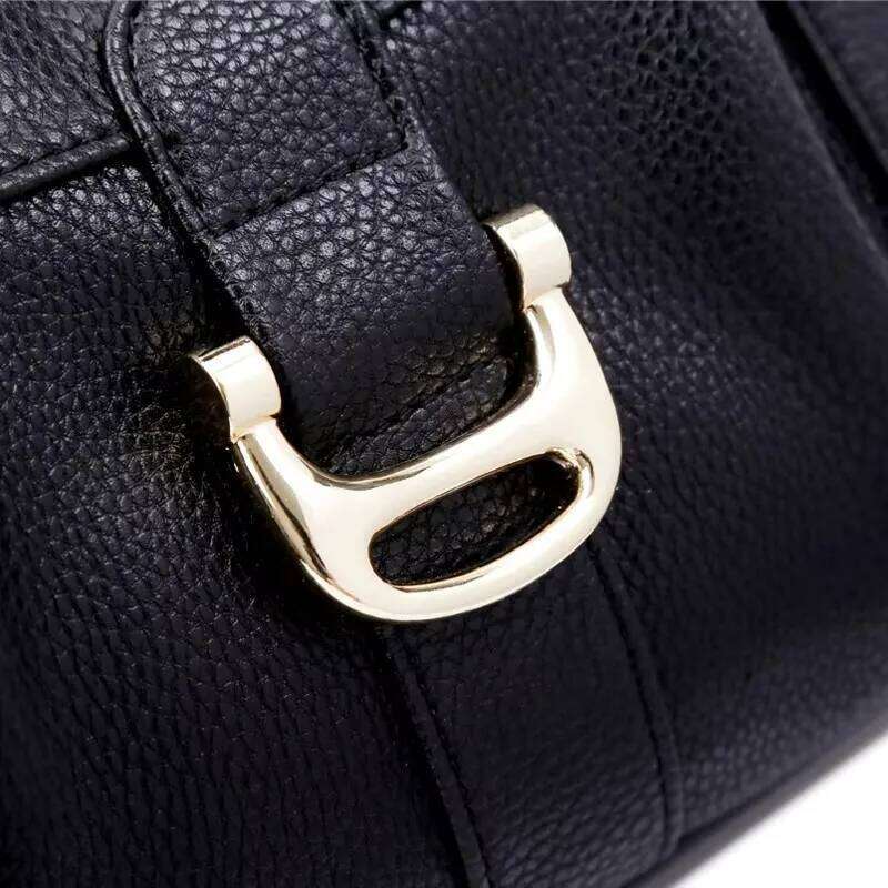 Vintage Adjustable Strap Women Genuine Leather Shoulder Natural High Quality Cowhide Crossbody Large Capacity Messenger Bag