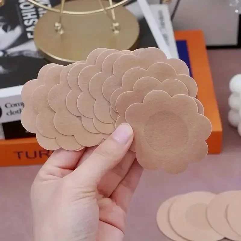 2-100PCS Invisible Nipple Cover Sticker Women Sexy Safety Breast Pad Lift Tape Self-Adhesive Disposable Chest Pasti Bra Padding W250624