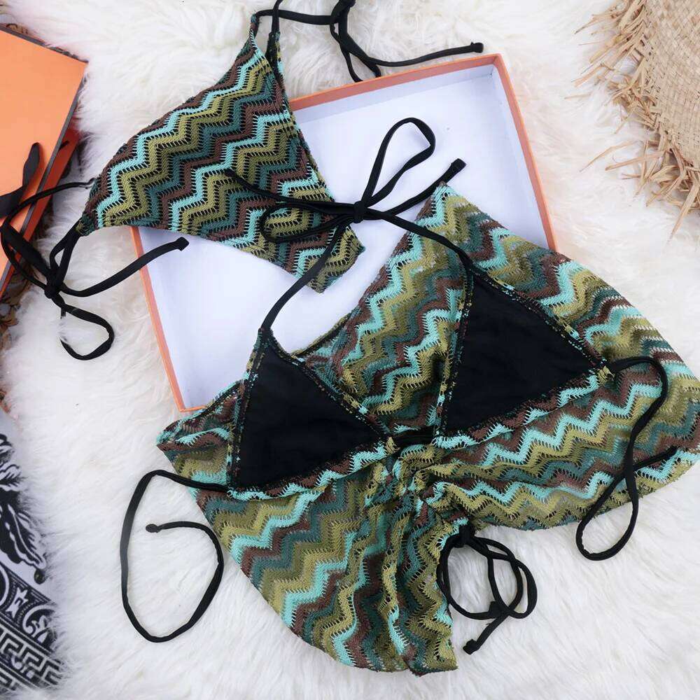 Colorful Ripples Bikinis 2024 Swimwear 3 Pieces Swimming Suits Lady Swimsuit Women Brazilian Bikini Set Ruched Skirt Beachwear