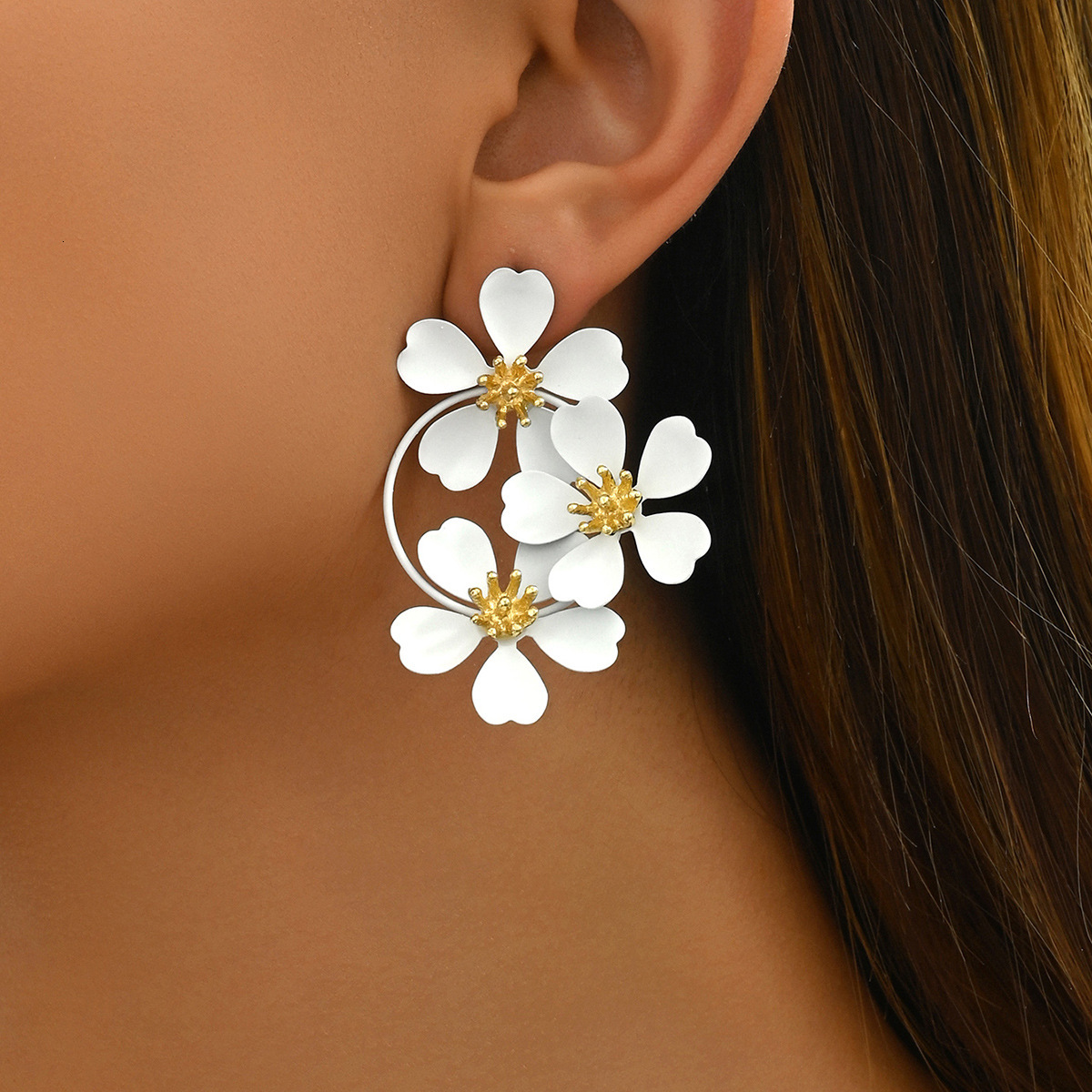 Fashion High-End Simple Flower Personality Plum Blossom Acrylic Design Stud Earrings Women's Ear Jewelry