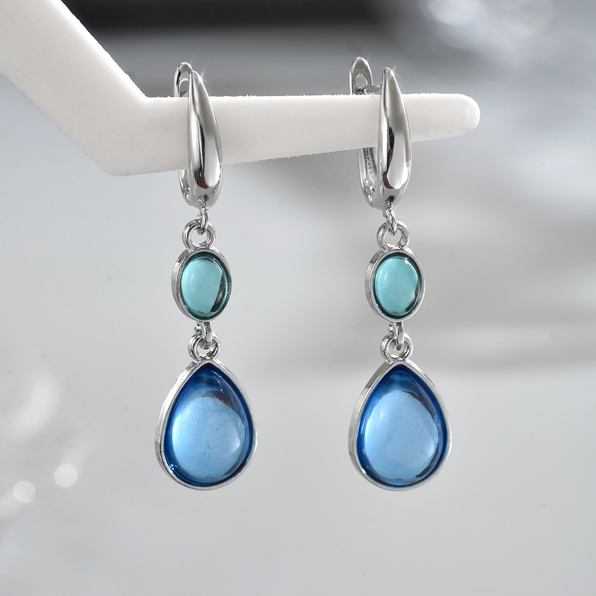 Inlaid Design High-End Long Drop Earrings