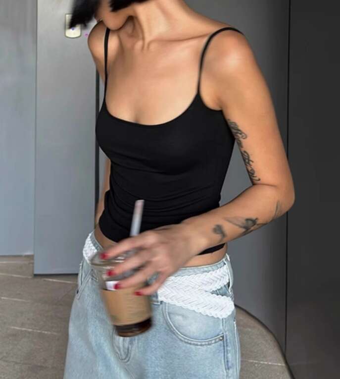 Sexy Hot Girl Soft Skin-Friendly Tight Elastic Camisole Sports Slim Fit Short Top B5