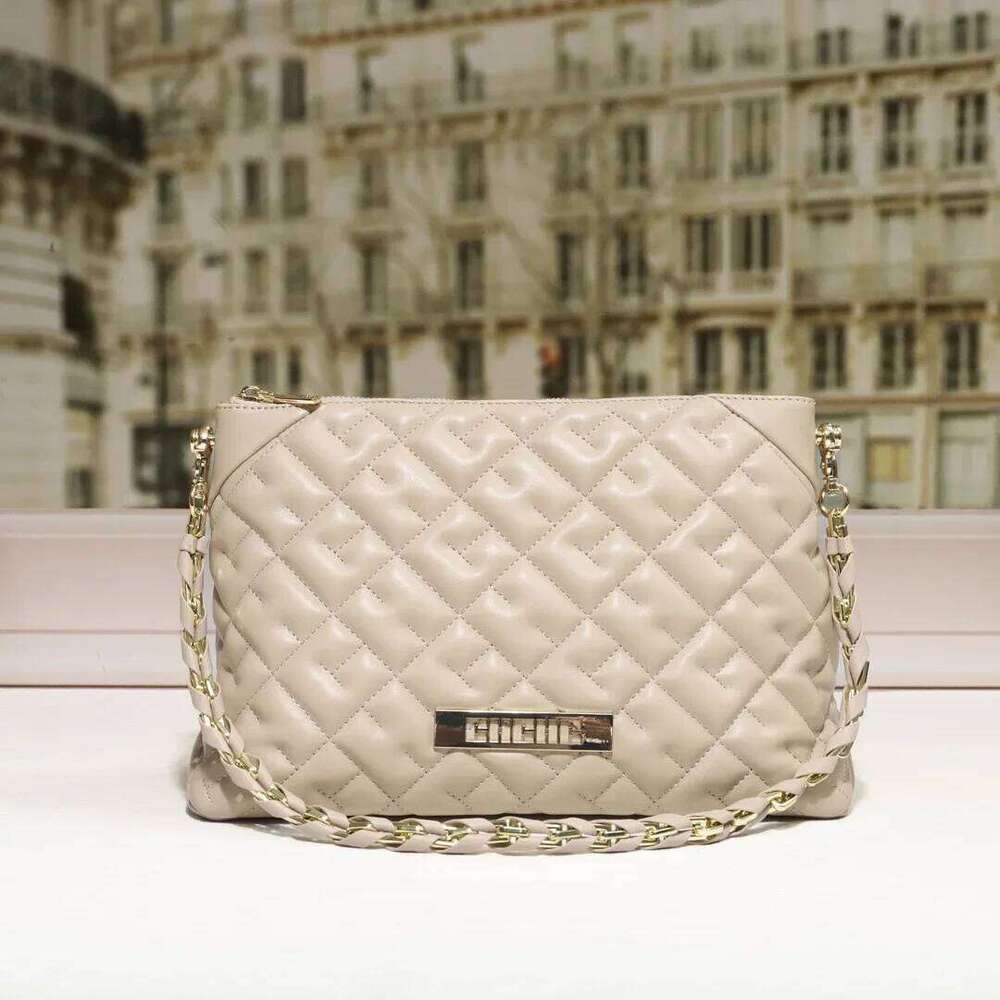 Premium Designer Women's Crossbody Leather Shoulder Handbag Elegant Tote Purse Ladies Stylish Versatile Chic Bag