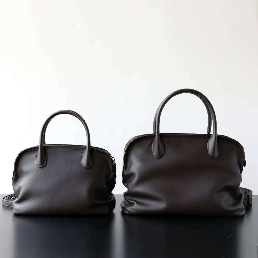 Luxury Designer bags Light High Quality First-layer Cowhide Pleated Portable Large-capacity Shoulder Messenger Leather Commuter Bowling Bag