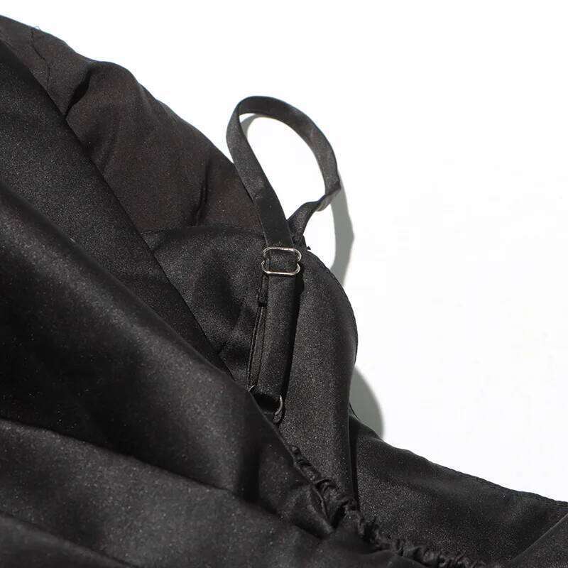 Getspring Women Camis 2024 Autumn Fashion Large Bow Design Backless Strapless Sleeveless Black Tanks All Match Sexy Camisole Top