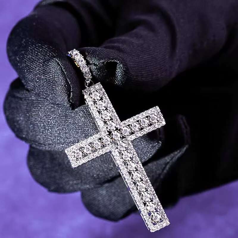 Hip Hop Style Mens GRA D Color Iced out Bling Moissanite Cluster Cross Pendant 925 Sterling Silver Passes Diamond Tester