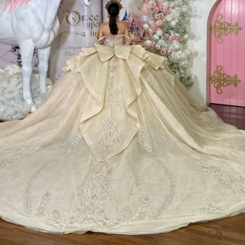 2025 Champagne Quinceanera Dresses Ball Gown Gold Lace Applique Beading Bow Sweet 16 Dress Vestidos De 15 Anos