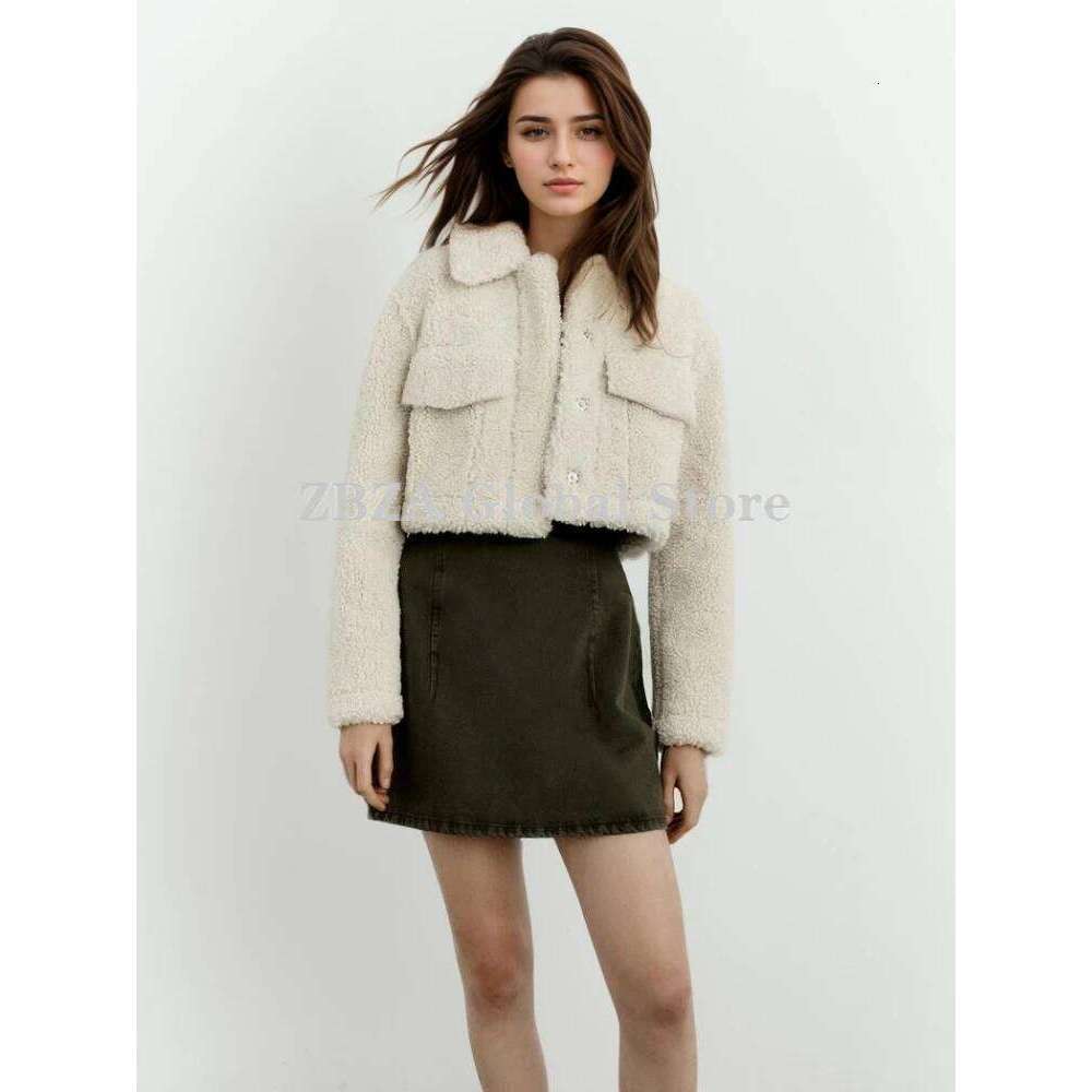 ZBZA Women Thick Warm Faux Fur Jacket Vintage Long Sleeve Lapel Patch Pocket Hidden Button Loose Outerwear Winter Lady Coat