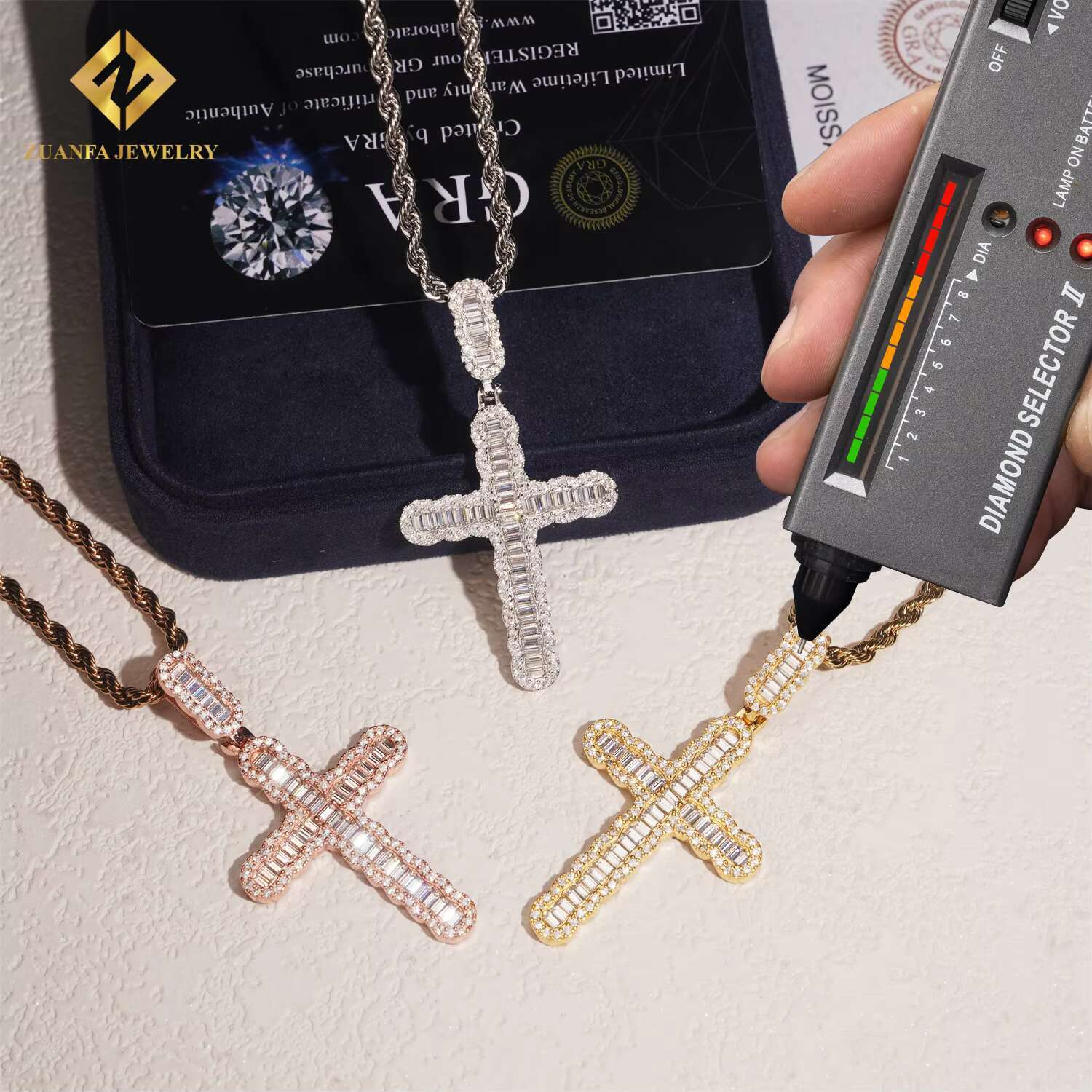 Hot Selling Popular Jewelry GRA Certificate Baguette Diamond Hip Hop Iced Out 925 Silver VVS Moissanite Cross Pendant