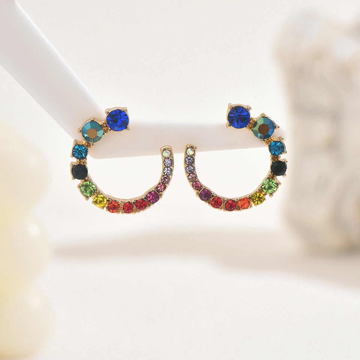 New Style Women, Unique Pearl Design, Oil Drop Studs, High-End Earrings For Women