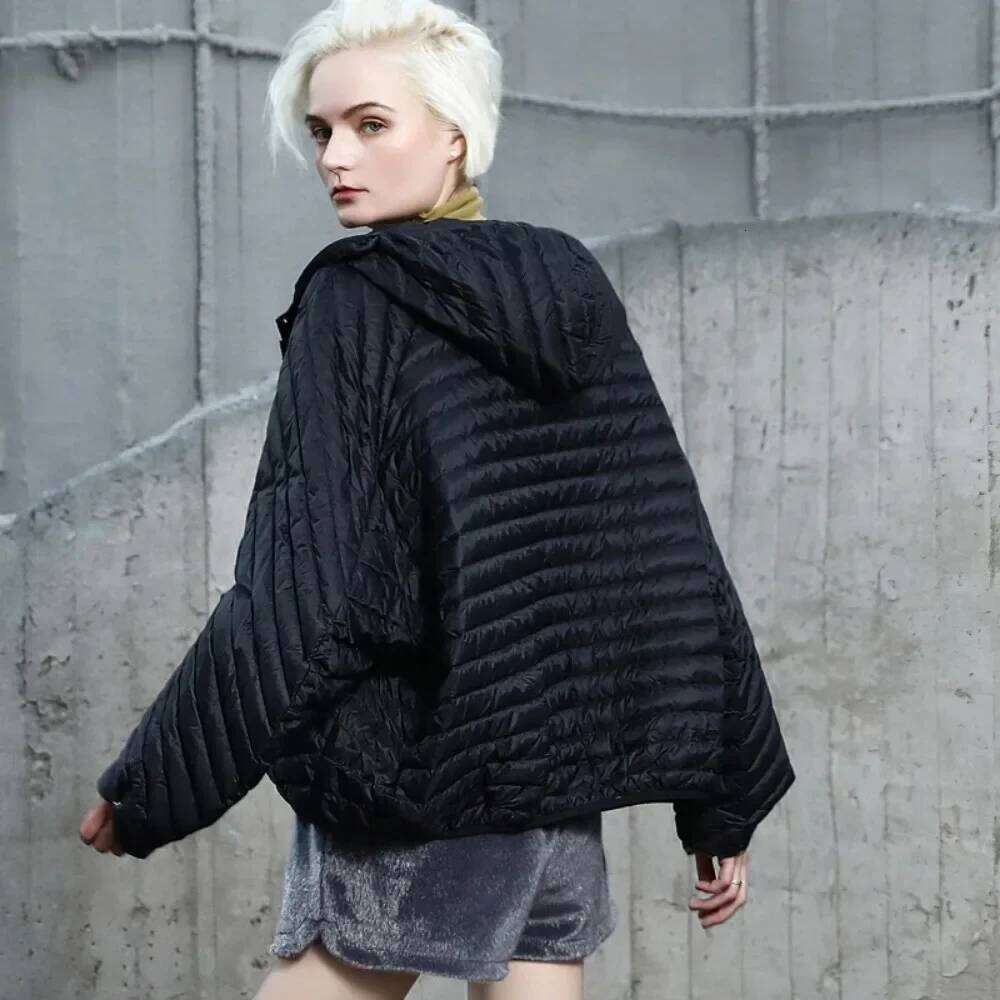 Ultra Light Lantern Sleeve White Duck Down Coat Feather 2024 Winter Vintage Women Oversize Hood Puffer Jacket Female Casual