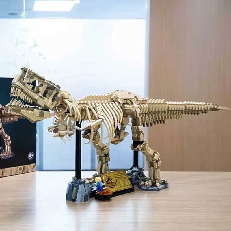 New Dinosaur Park Series Dinosaur Fossil Tyrannosaurus Creative Set Assembly Building Blocks Display Toys Children Gifts Adult C Y250624