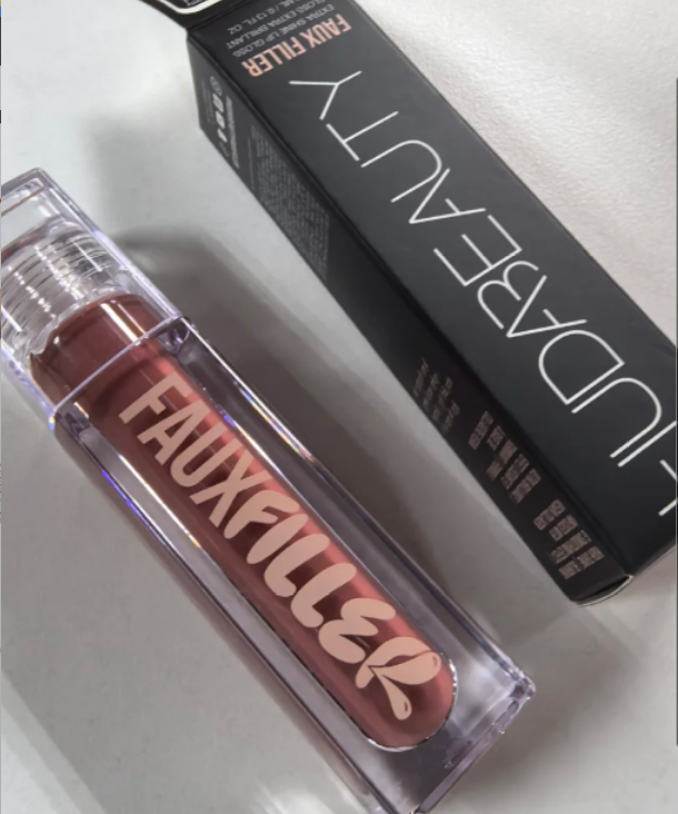 Huda Makeup gloss 3.9ml Faux Filler Extra Shine Lipgloss Brillant Liquid Lipstick Lip Plumper Brand Lipbalm Moisturizing Glitter Beauty Cosmetics Free