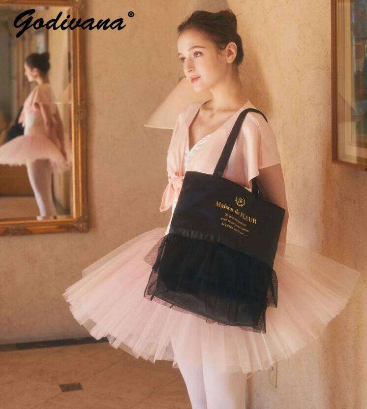 Hot Selling Japanese Ballet Style Dot Mesh Pleated Edge Classic Tote Girl Women's Sweet Shoulder Bag Female Casual Handbags Designer Bags