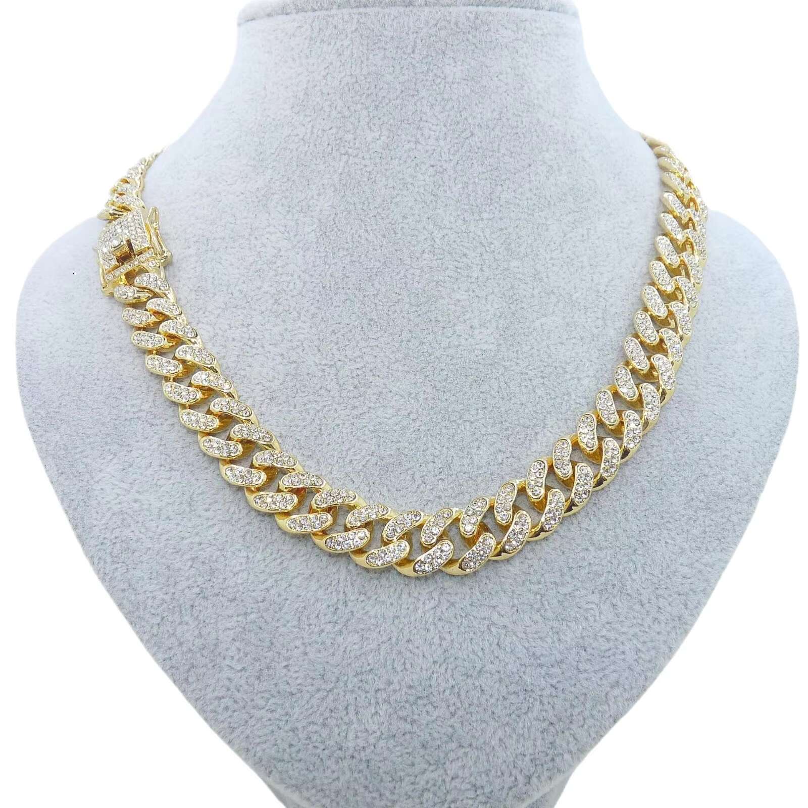 Full Diamond Cuban Chain Necklace Bracelet Gold Plated Hip Hop Style for Men and Women Personalities Fashions Suit