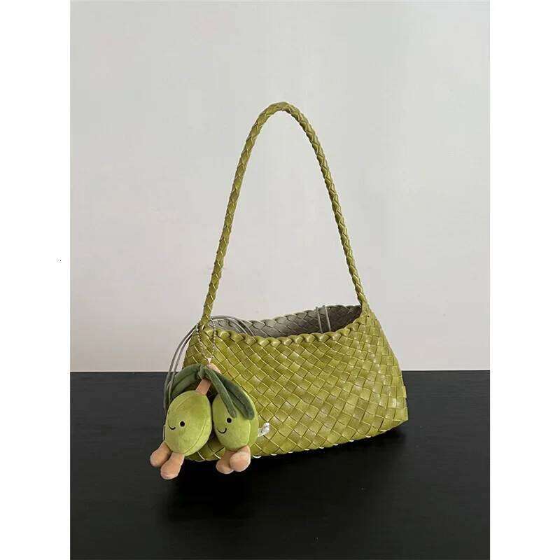 Luxury Designer bags Weaving Underarm for Women 2025 New High-end and Versatile Retro Hand-held Shoulder Mother Bag Avocado Color